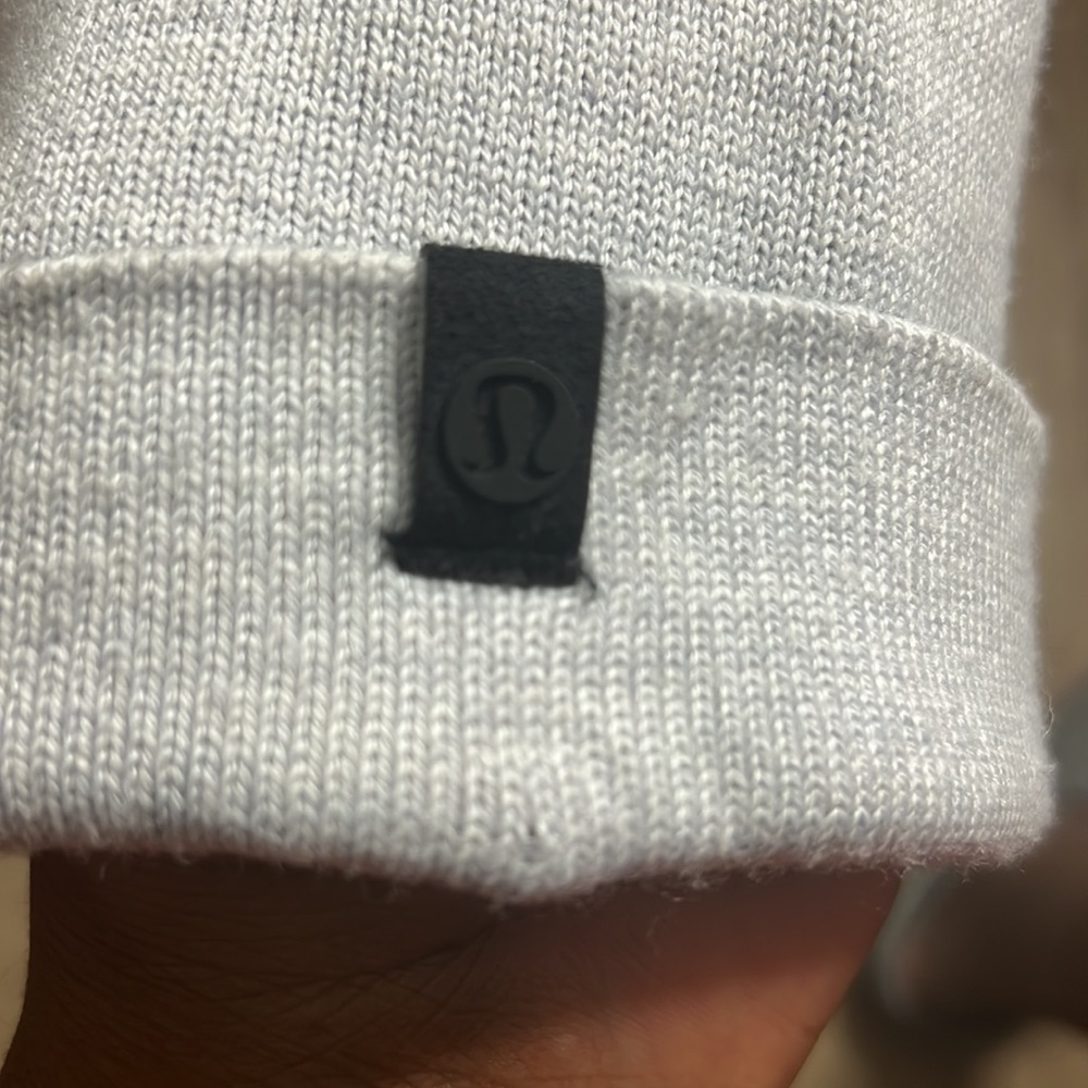 Lululemon Warm Women Beinie - Picture 5 of 14
